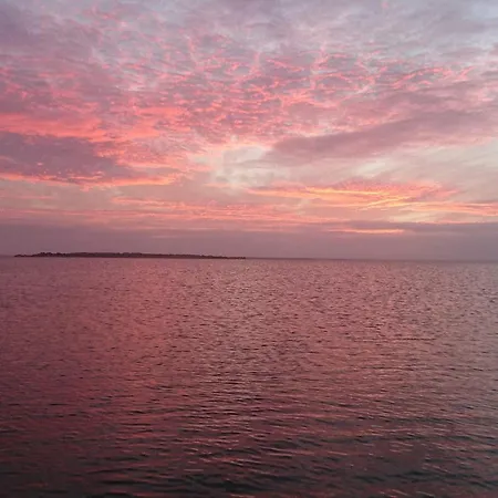 Holiday home 6 Person In *